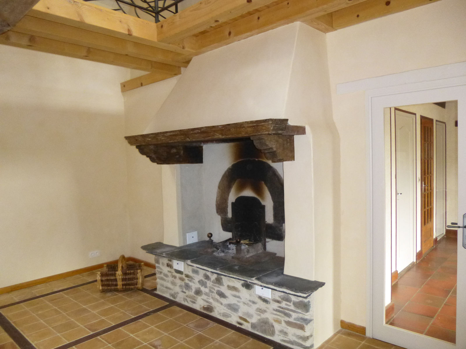 cheminée stuc